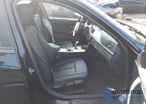 2013 BMW 320I xDrive из США, поврежденный, VIN WBA3C3C53DF979221